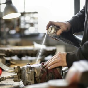 منظّف ومزيل للشحوم